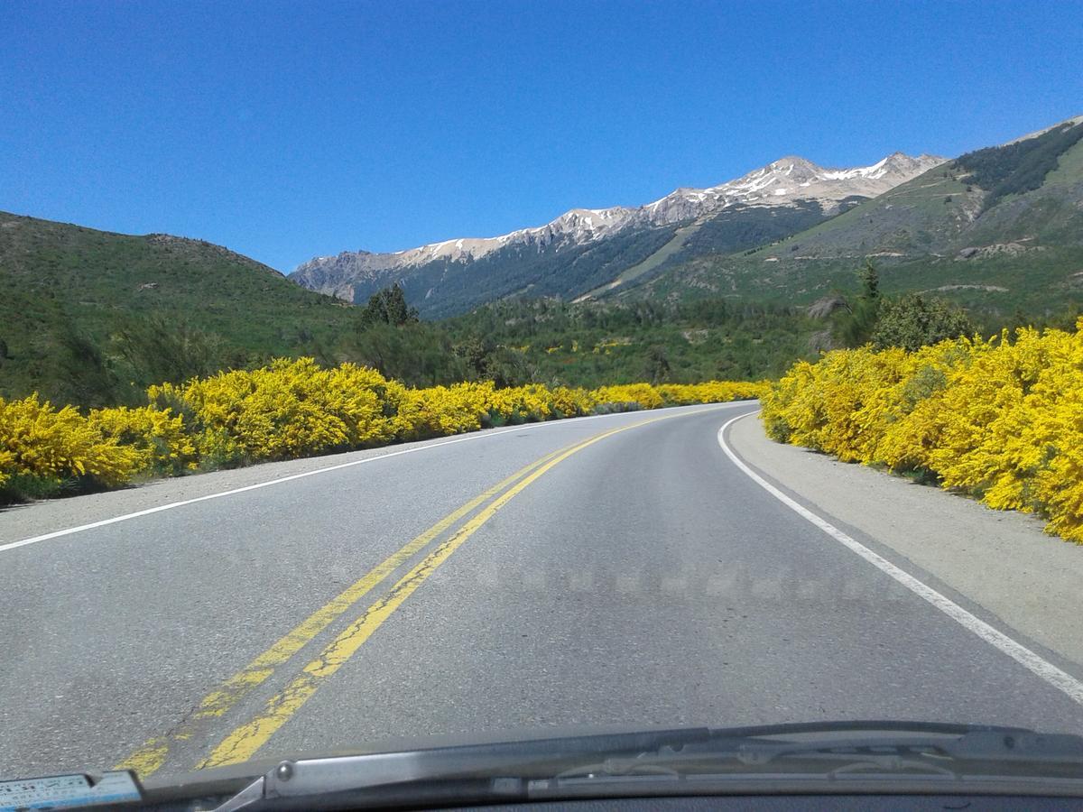 Hostal El Koru San Carlos de Bariloche Bagian luar foto